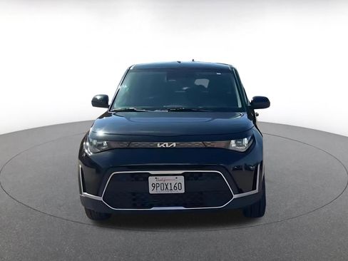 Used 2025 Kia Soul LX w/ LX Technology Package image 4