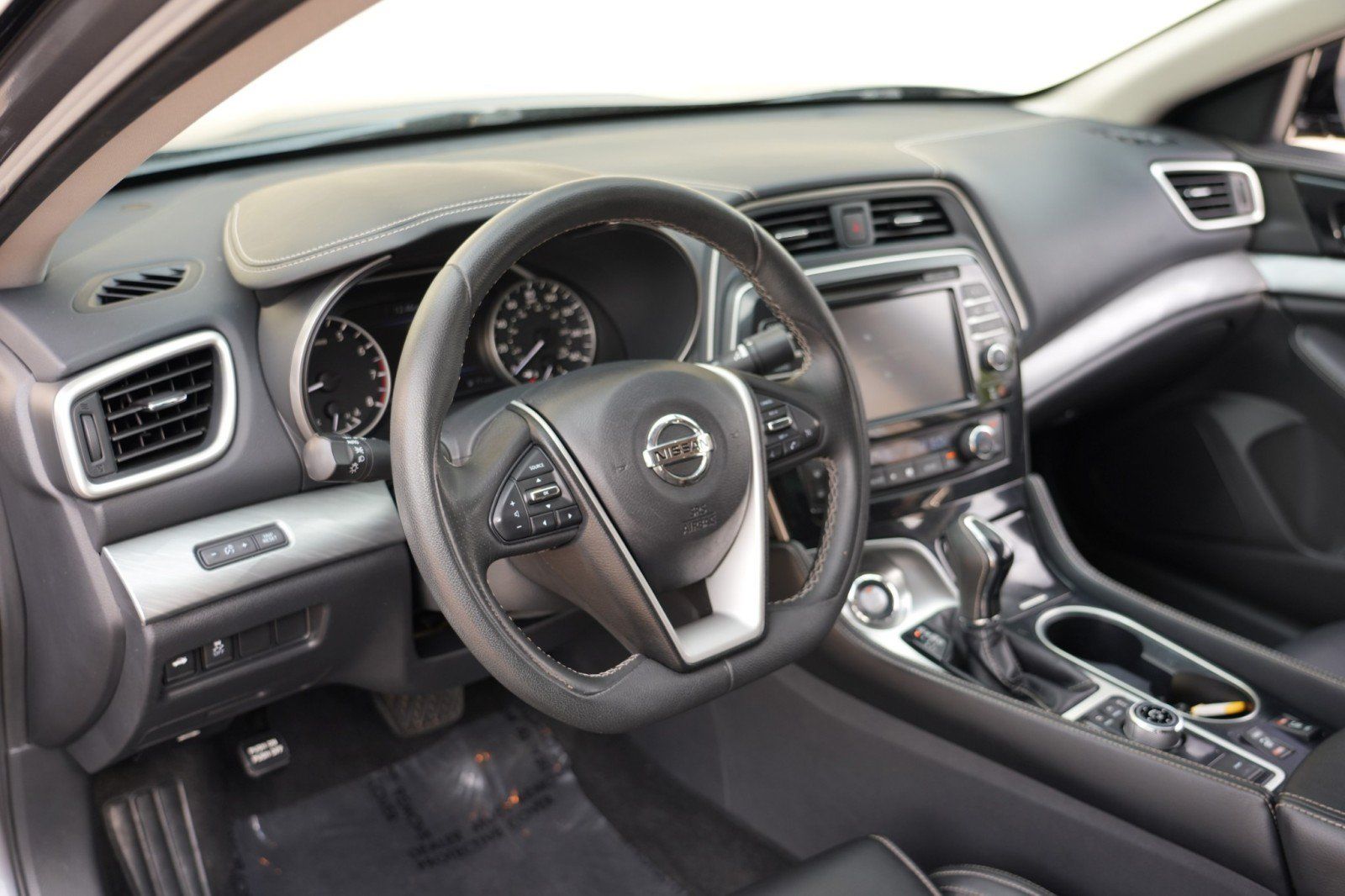 Used 2017 Nissan Maxima 3.5 SV FWD image 12