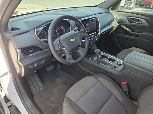 Used 2023 Chevrolet Traverse LT AWD/4WD image 15