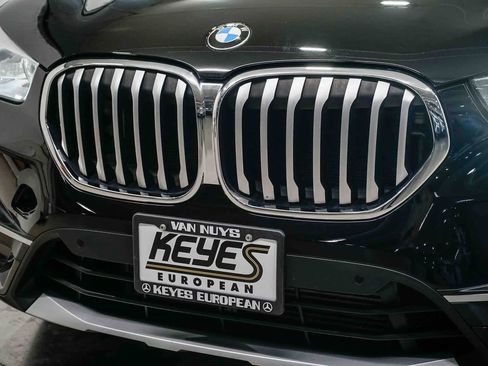 Used 2021 BMW X1 sDrive28i image 8