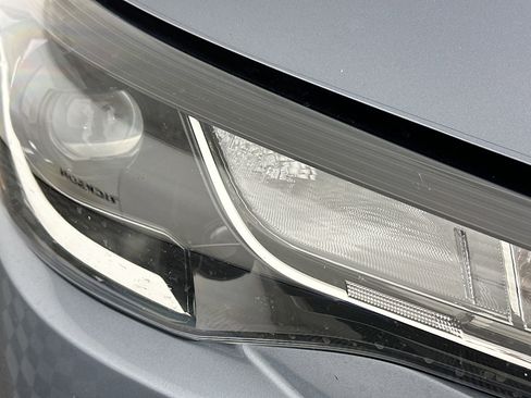 Certified 2024 Toyota Corolla Cross L image 9