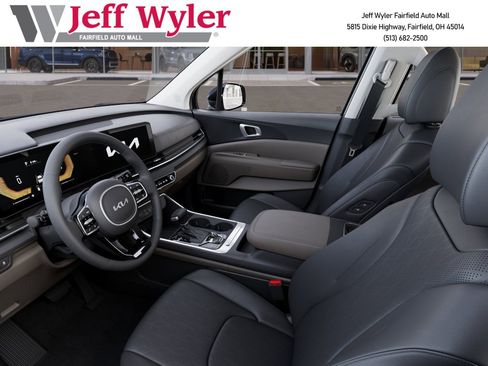 New 2026 Kia Carnival EX FWD image 18