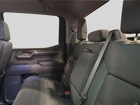 Used 2024 GMC Sierra 1500 Elevation image 17