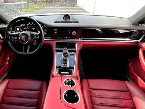Certified 2022 Porsche Panamera 4 image 18