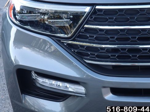 Used 2024 Ford Explorer XLT w/ Equipment Group 202A image 12