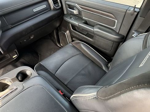 Used 2025 RAM 3500 Laramie AWD/4WD image 28
