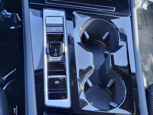 New 2026 Volkswagen Atlas Cross Sport SE AWD/4WD image 14