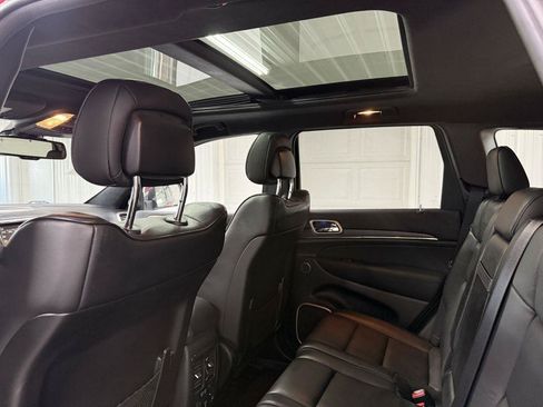 Used 2014 Jeep Grand Cherokee Summit AWD/4WD image 28