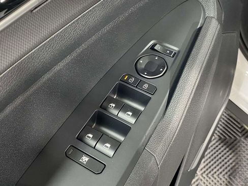 New 2026 Kia Sportage LX w/ LX Convenience Package FWD image 19