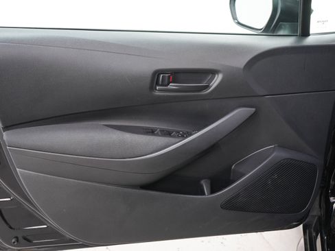 Used 2024 Toyota Corolla LE FWD image 18