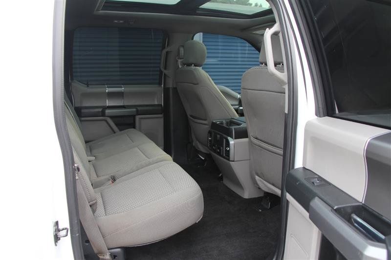 Used 2018 Ford F150 XLT w/ Equipment Group 302A Luxury AWD/4WD image 19