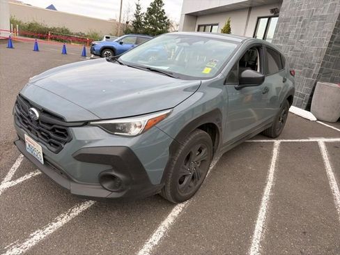 Used 2024 Subaru Crosstrek 2.0i w/ Crosstrek Mirror Package image 3
