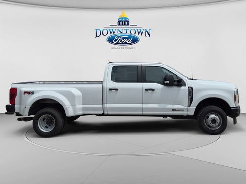 Used 2024 Ford F350 XL AWD/4WD image 2