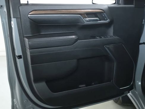 Used 2024 Chevrolet Silverado 1500 RST image 15