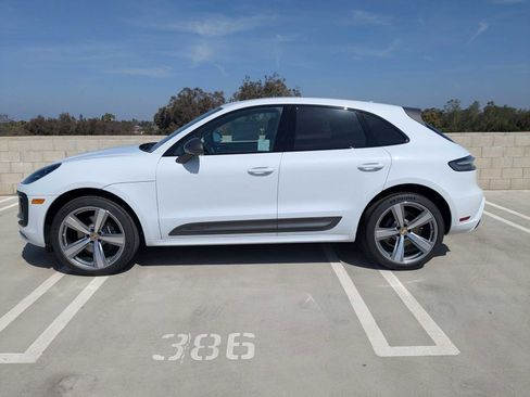 New 2025 Porsche Macan Turbo image 2