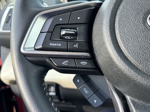 Used 2021 Subaru Ascent Limited w/ Technology Package image 19