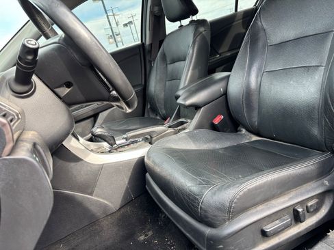 Used 2017 Honda Accord EX-L image 6