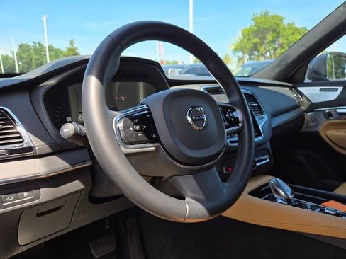 Used 2023 Volvo XC90 T8 Ultimate w/ Lounge Package AWD/4WD image 13