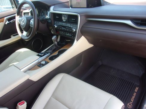 Used 2017 Lexus RX 350 AWD w/ Premium Package image 12