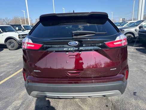 Used 2024 Ford Edge SEL w/ Convenience Package image 8
