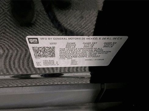 Used 2023 Chevrolet Equinox Premier image 37