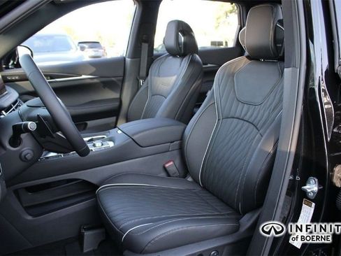 Certified 2026 INFINITI QX60 Autograph w/ Dark Cargo Package image 8