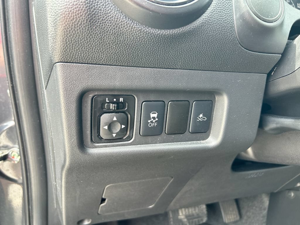 Used 2024 Mitsubishi Mirage ES FWD image 13