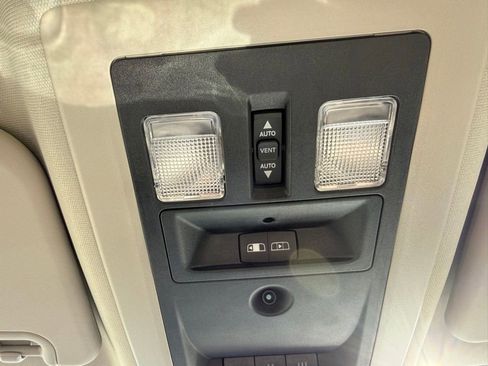 Used 2010 Dodge Ram 2500 Truck Laramie w/ Protection Group AWD/4WD image 20