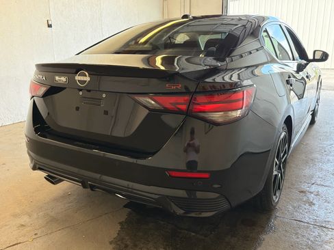 Used 2025 Nissan Sentra SR FWD image 5