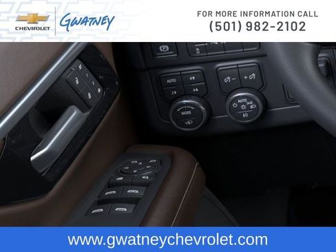 New 2026 Chevrolet Suburban High Country AWD/4WD image 22