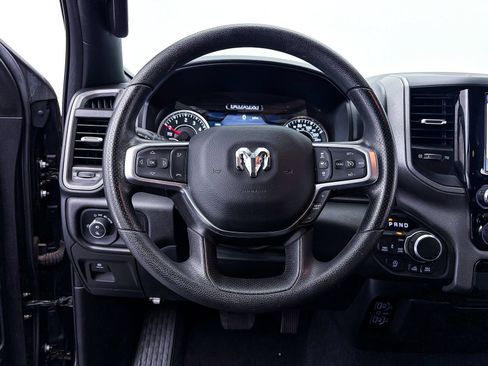 Used 2025 RAM 1500 Warlock AWD/4WD image 32