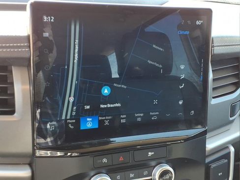 Used 2024 Ford Expedition XLT image 16