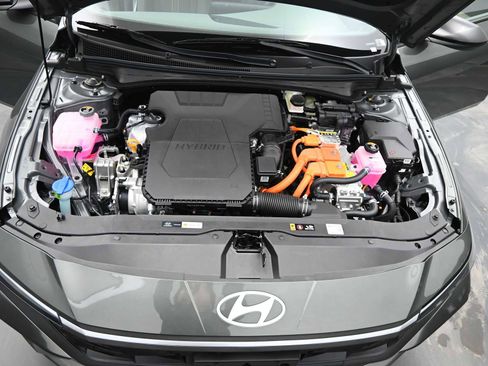 New 2026 Hyundai Elantra Sport FWD image 21