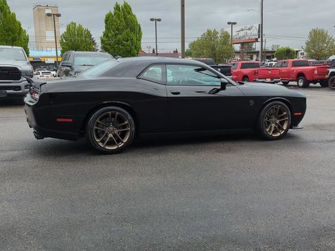 Used 2022 Dodge Challenger SRT Hellcat Redeye RWD image 6