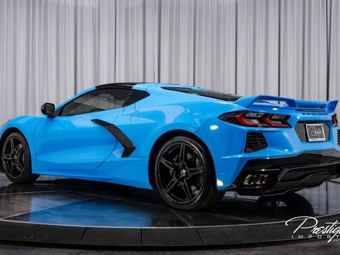 Used 2020 Chevrolet Corvette Stingray Premium Cpe w/ 3LT Preferred Equipment Group image 13