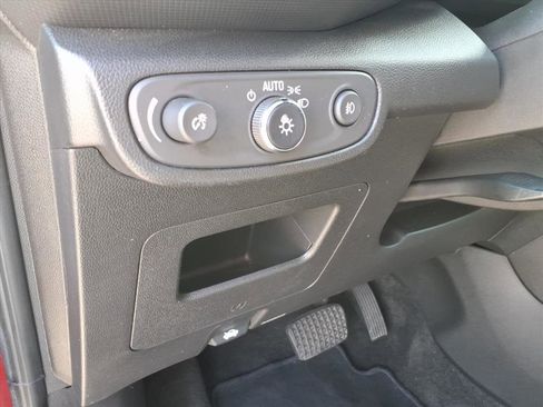 Used 2022 Chevrolet TrailBlazer LT w/ Convenience Package FWD image 20