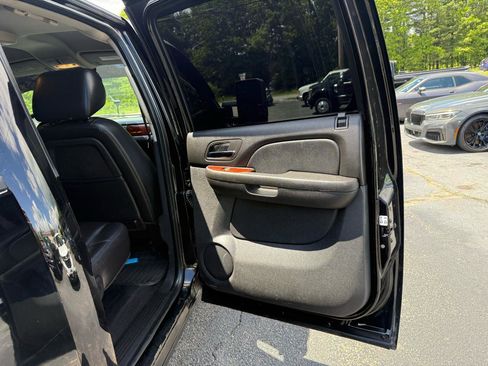 Used 2010 Chevrolet Silverado 3500 LTZ w/ LTZ Plus Package AWD/4WD image 25