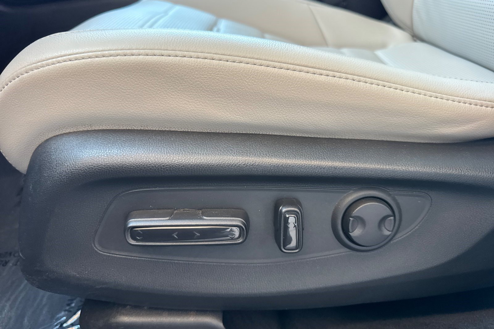Certified 2024 Honda CR-V EX-L image 14