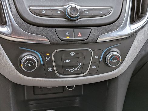 Used 2024 Chevrolet Equinox LS w/ Midnight Edition image 24