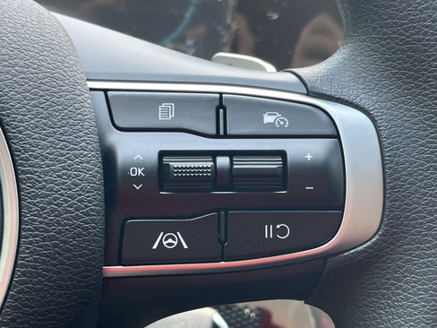 New 2025 Kia Sportage LX AWD/4WD image 12