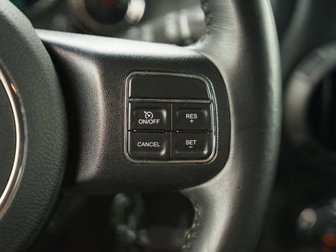 Used 2018 Jeep Wrangler Unlimited Sport S AWD/4WD image 23