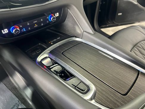 Certified 2023 Buick Enclave Avenir w/ LPO, Floor Liner Package AWD/4WD image 28