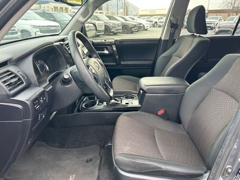 Used 2024 Toyota 4Runner TRD Off-Road AWD/4WD image 27