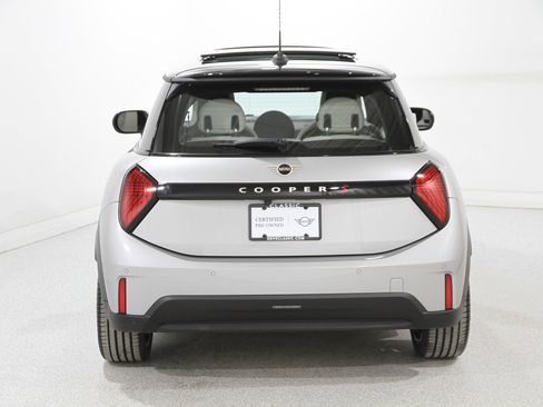 Certified 2025 MINI Cooper S image 21