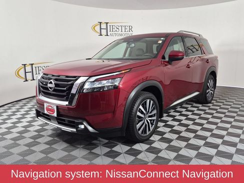 Used 2022 Nissan Pathfinder Platinum AWD/4WD image 8