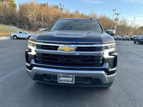 Used 2024 Chevrolet Silverado 1500 LT image 24