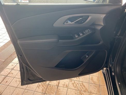 Used 2023 Chevrolet Traverse LT w/ LPO, Floor Liner Package image 9