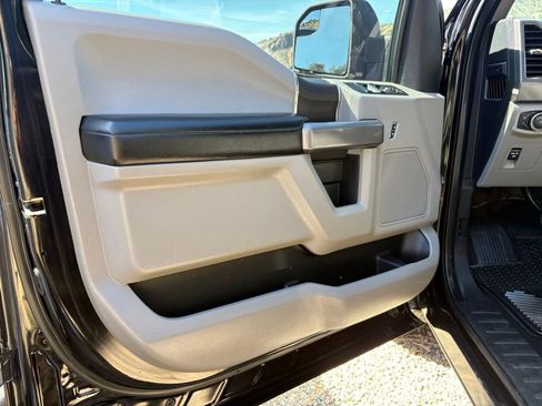 Used 2019 Ford F150 XLT image 13