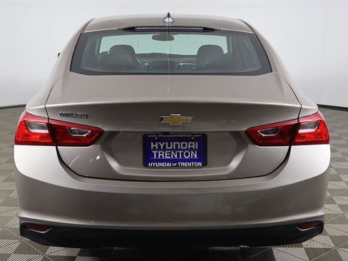 Used 2023 Chevrolet Malibu LS image 10
