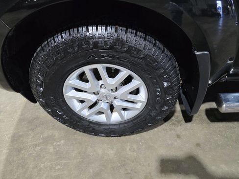 Used 2017 Nissan Frontier SV image 23